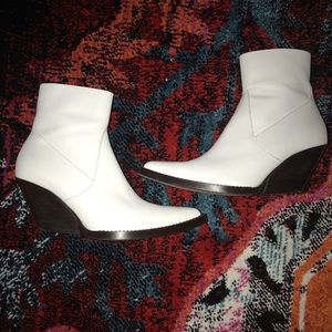 Zara Western Inspired White Bootie